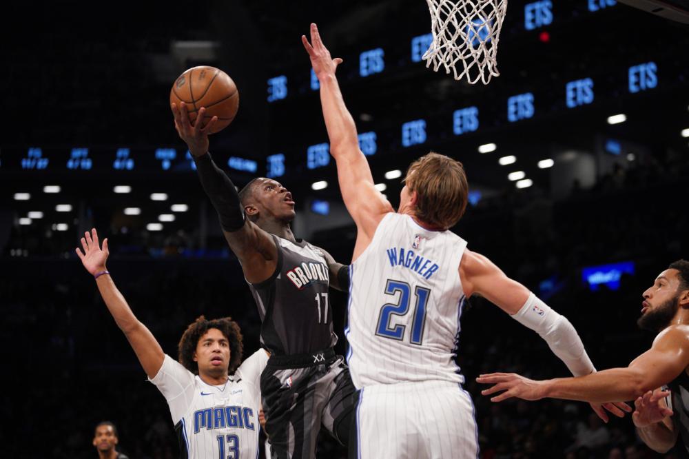 向于在关键 向于在关键