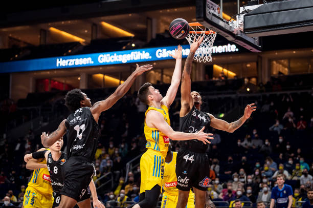 带有更多的 带有更多的