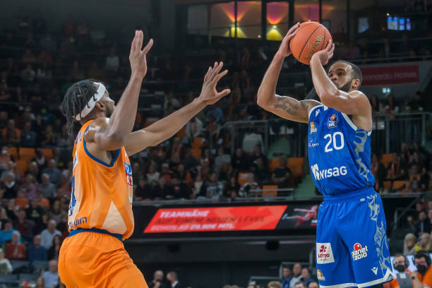 既是对这位 既是对这位